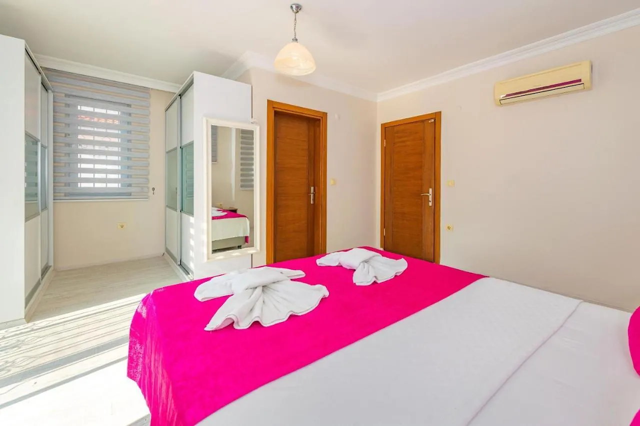Villa Yasam Park - Luxury 8 Person - Fethiye Calis Beach 90Mt Turkey